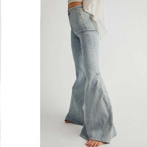 WE THE FREE Just Float On Flare Jeans (Size: 24) - Picture 7 of 15